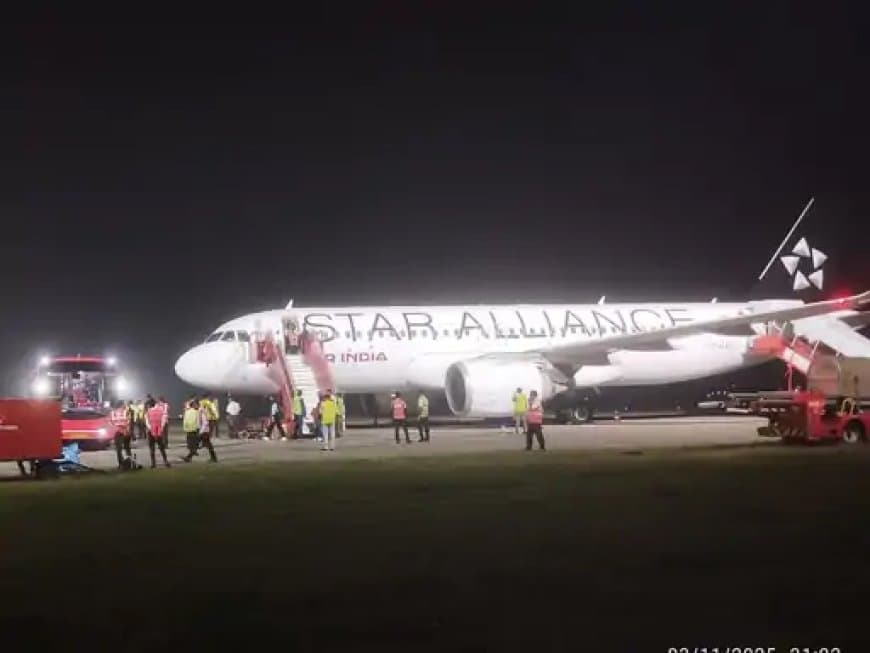 विमान में कुल 172 लोग सवार थे। सभी यात्री सुरक्षित हैं।