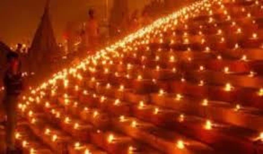 देव दीपावली 2025: कार्तिक पूर्णिमा पर शुभ मुहूर्त, पूजा विधि और दीपदान का महत्व