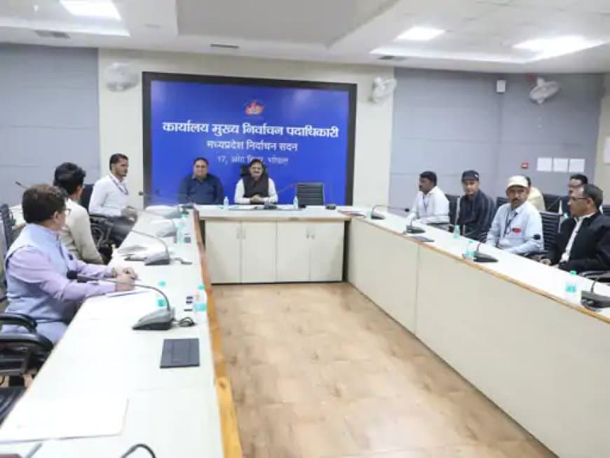 चुनाव आयोग की चेतावनी: SSR डिजिटाइज़ेशन में धीमी प्रगति पर भोपाल, इंदौर, ग्वालियर के कलेक्टरों को फटकार