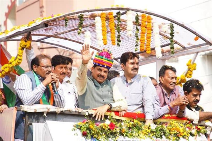 मुख्यमंत्री डॉ. मोहन यादव ने इंदौर में नागपुर-नर्मदा प्रवाह सरदार @150 यूनिटी मार्च एक भारत, आत्मनिर्भर भारत यात्रा का शुभारंभ कर शामिल हुए