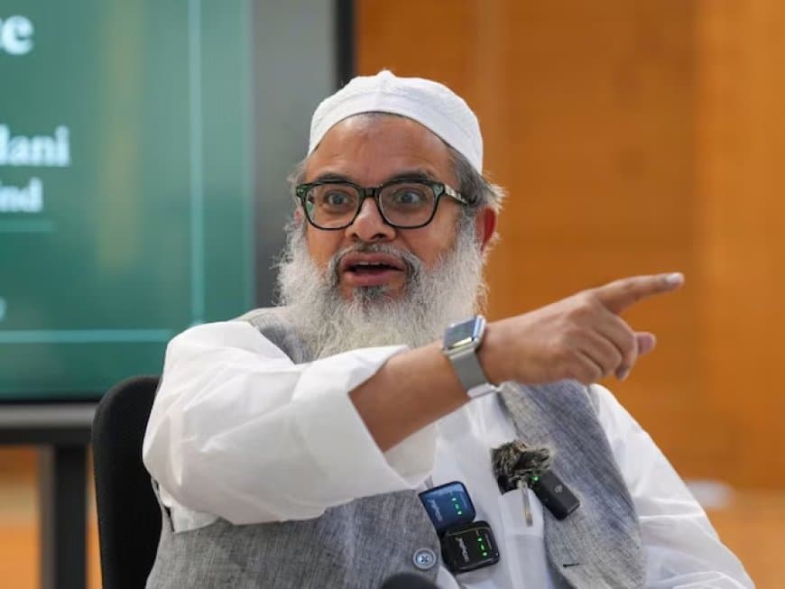 मौलाना के बिगड़े बोल...मुर्दा कौमें डरकर बोलने लगती हैं वंदे मातरम 