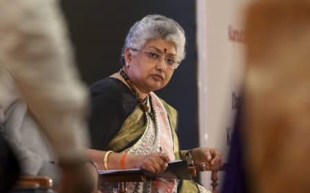 जस्टिस नागरत्ना बोलीं- कोर्ट के फैसले स्याही से लिखे जाते हैं, रेत से नहीं