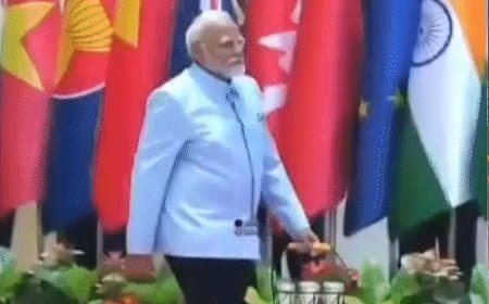 शर्मनाक... कांग्रेस ने अब पीएम मोदी का चाय बेचते वीडियो किया पोस्ट