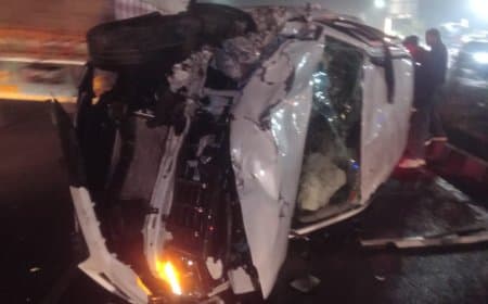 उत्तरप्रदेश...तीन गाड़ियों में भिड़ंत, दो लोगों की मौत