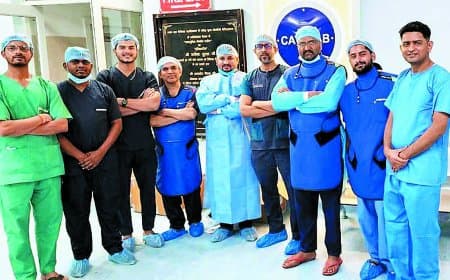 रीवा सुपर स्पेशलिटी अस्पताल में बना कीर्तिमान: एक माह में पाँच जटिल हार्ट प्रोसीजर (CRT-D, AICD, CSP) सफल, डॉ. एस.के. त्रिपाठी ने बचाई पांच मरीजों की जान