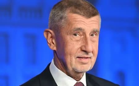 चेक गणराज्य में फिर सत्ता में आए अरबपति आंद्रेज बाबिस