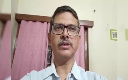 उत्तर प्रदेश... पूर्व आईपीएस अमिताभ ठाकुर रात दो बजे गिरफ्तार