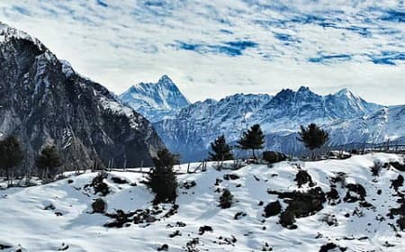 हिमालय में बर्फबारी-एमपी -यूपी में रिकॉर्ड तोड़ ठंड