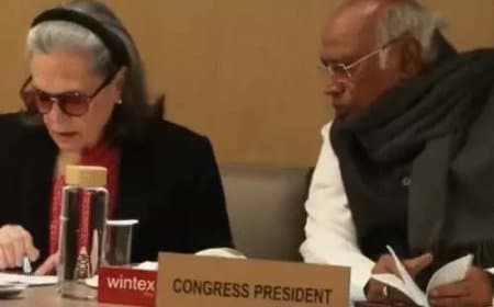 मनरेगा का नाम बदलने पर छिड़ा सियासी संग्राम: 5 जनवरी से कांग्रेस का देशव्यापी आंदोलन