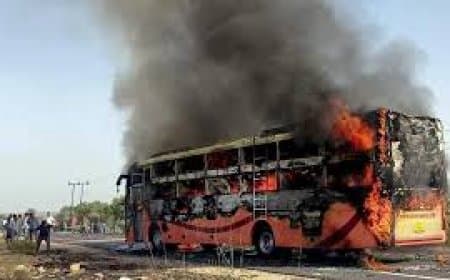 2025: देश में बस बनीं चलता-फिरता ‘ताबूत’