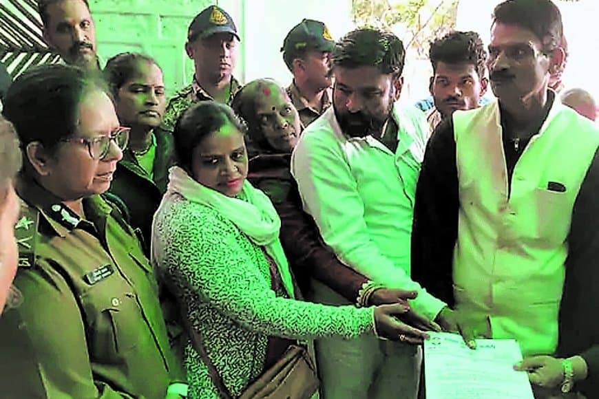 सागर में शराब, जुआ-सट्टा के विरोध में कांग्रेस का प्रदर्शन