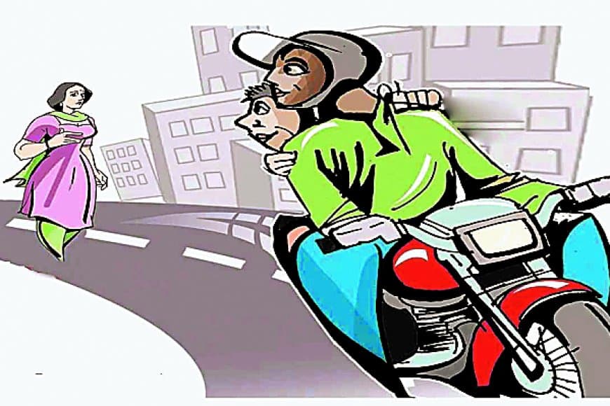 रीवा में दो सनसनीखेज लूट: मऊगंज में स्कूटी की डिग्गी से 2 लाख गायब, नईगढ़ी में महिला से बैग छीनकर 20 हजार लूटे; पुलिस पर उठे सवाल, बदमाशों के हौसले बुलंद