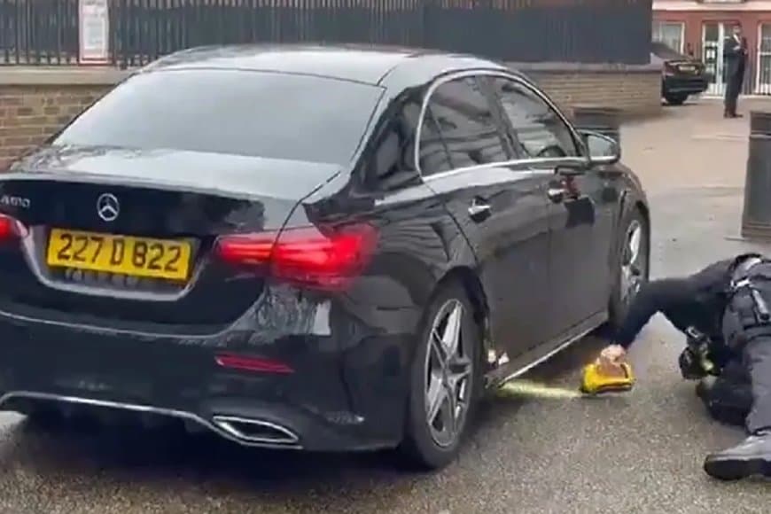 लंदन में पाकिस्तानी गृहमंत्री मोहसिन नकवी की गाड़ी रोकी गई, ब्रिटिश पुलिस ने ली कड़ी तलाशी