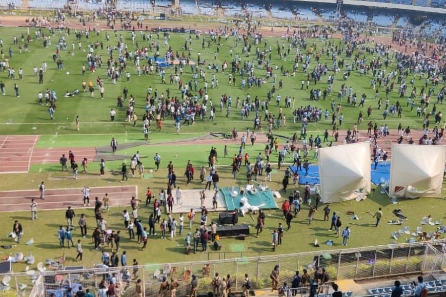 कोलकाता... मेसी को नहीं देख पाने से आगबबूला फैंस