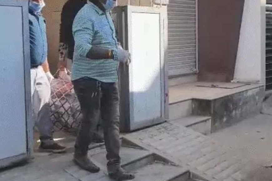 इंदौर के लसुड़िया में बंद घर से पति-पत्नी के सड़े-गले शव बरामद, इलाके में सनसनी