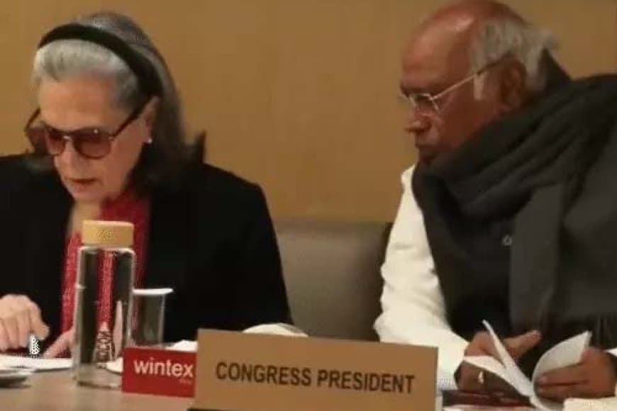 मनरेगा का नाम बदलने पर छिड़ा सियासी संग्राम: 5 जनवरी से कांग्रेस का देशव्यापी आंदोलन