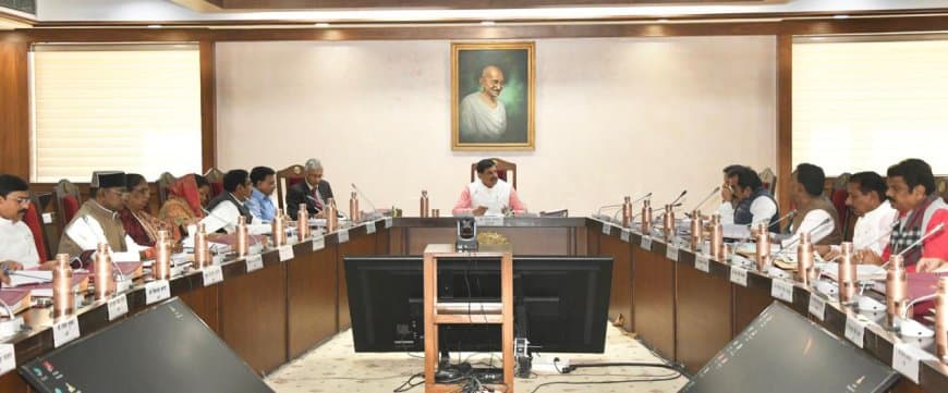 मुख्यमंत्री डॉ. मोहन यादव की अध्यक्षता में मंत्रालय में मंत्रि-परिषद की बैठक की हुई।