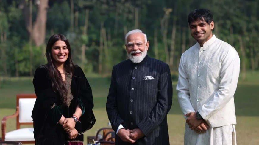 पीएम मोदी से मिले नीरज चोपड़ा, खेल और भविष्य की योजनाओं पर हुई बात