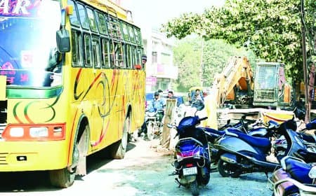 रीवा में जाम का स्थायी इलाज रूट डायवर्जन, एम्बुलेंस और जनता दोनों परेशान