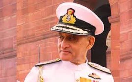 गोवा: पूर्व नौसेना प्रमुख एडमिरल अरुण प्रकाश को चुनाव आयोग का नोटिस, सत्यापन के लिए बुलाने पर छिड़ा विवाद।