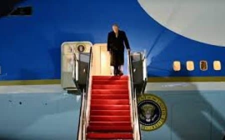 डोनाल्ड ट्रंप के एयर फोर्स वन में तकनीकी खराबी, दावोस यात्रा के बीच विमान की इमरजेंसी लैंडिंग