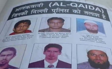 गणतंत्र दिवस पर अलर्ट: पहली बार दिल्ली के आतंकी की पोस्टर में तस्वीर