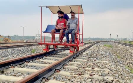 UP:  अब ट्रेन हादसे रोकने लिए रेलवे तैनात करेगा ‘रेलवे मित्र’