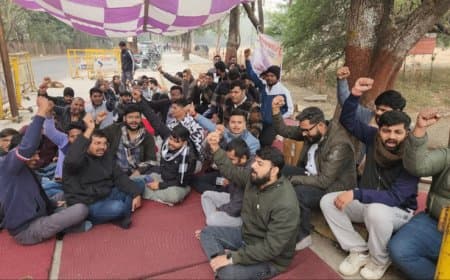 एमपीपीएससी इंटरव्यू के अंक घटाने की मांग; हाईकोर्ट की अनुमति के बाद छात्रों का प्रदर्शन