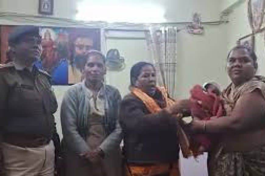 इंदौर के भेरूघाट मंदिर के पास झोले में मिली नवजात बच्ची: मानवता को शर्मसार करने वाली घटना, पुलिस जांच शुरू