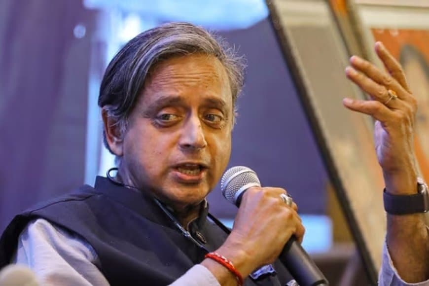 थरूर ने कहा- जवाहर लाल नेहरू की गलतियों को स्वीकार करना जरूरी