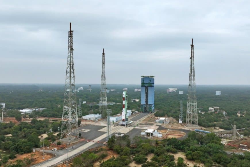 इसरो PSLV-C62 मिशन: 'अन्वेषा' सैटेलाइट के प्रक्षेपण में आई तकनीकी खराबी, तीसरे चरण में भटका रॉकेट