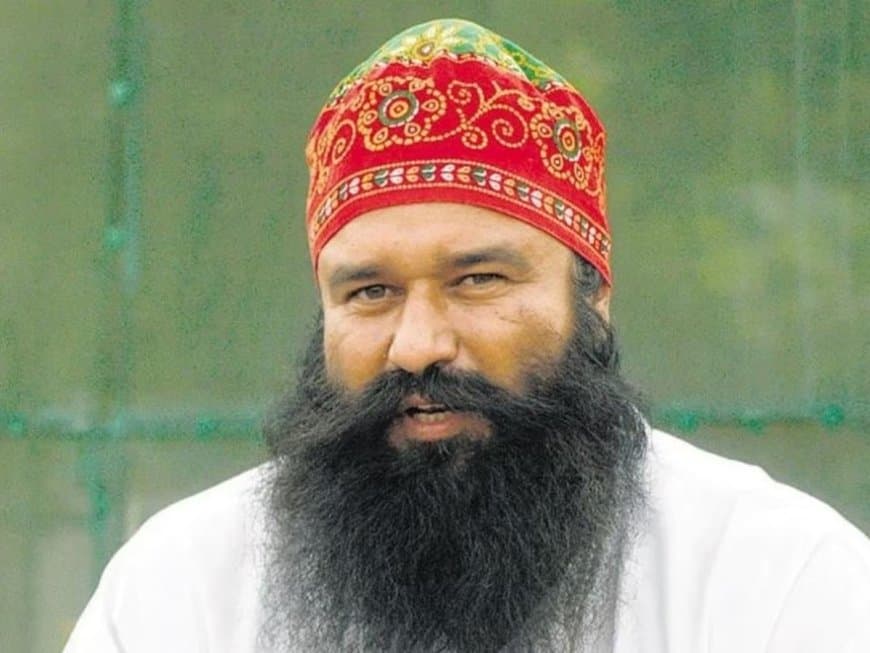  चंडीगढ़... डेरा प्रमुख राम रहीम को 15वीं बार 40 दिन की मिली पैरोल   