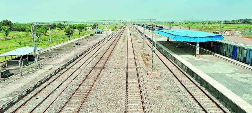 नई रेल लाइनों में देरी से सीआरएस निरीक्षण टला, पन्ना तक ट्रायल होगा अब