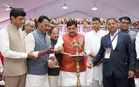 टेंशन में नहीं! दिल खोलकर करिए निवेश, उद्योगपतियों के साथ मध्यप्रदेश सरकार