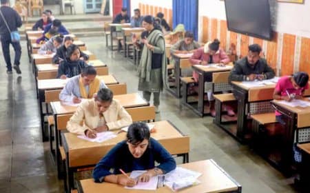 मध्यप्रदेश: 12वीं की परीक्षा... नकल पर पैनी नजर... भोपाल में 104 केंद्र