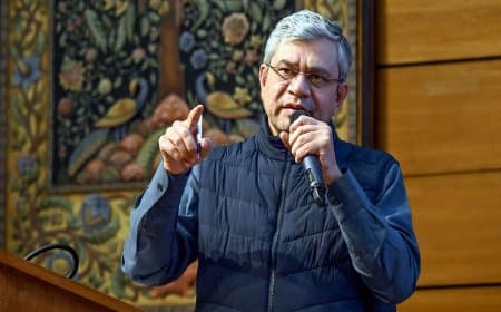 इंडिया एआई इम्पैक्ट समिट: मंत्री वैष्णव ने किया एआई का यूपीआई बनाने का एलान