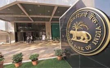 RBI का सख्त आदेश: बैंकिंग ऐप्स से हटाएं हिडन चार्ज और भ्रामक ट्रिक्स