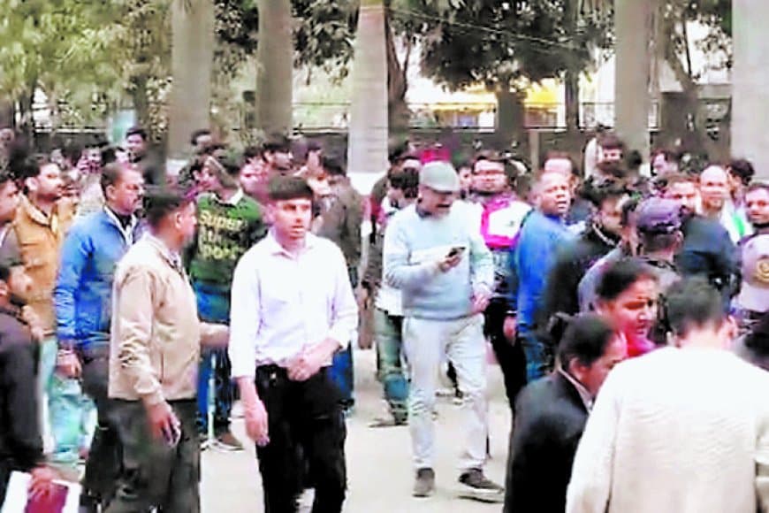 रीवा मेडिकल कॉलेज में बवाल, हॉस्टलर्स ने डे-स्कॉलर्स को दौड़ा-दौड़ा कर पीटा