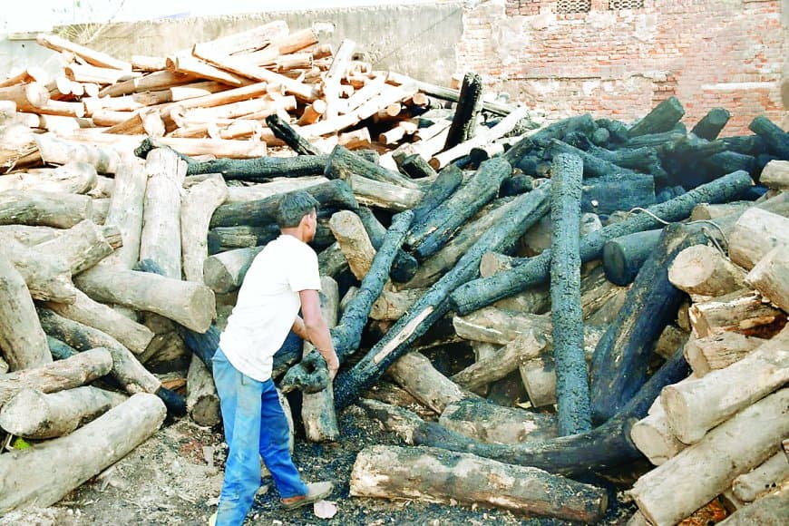 नजीराबाद और सेमरिया चौक में भीषण आग, लपटों से दहला शहर, सांसें अटकी रहीं