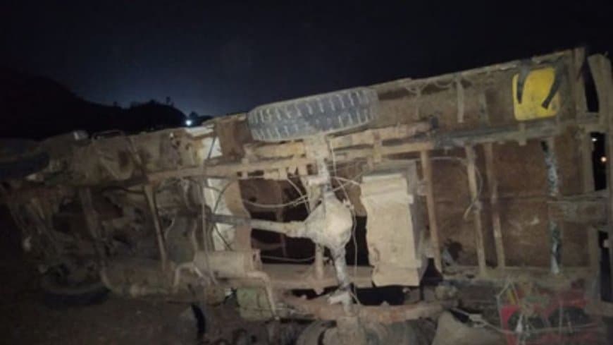 बड़वानी हादसा: मुंबई-आगरा हाईवे पर पिकअप और बाइक की टक्कर में 3 की मौत, 2 गंभीर