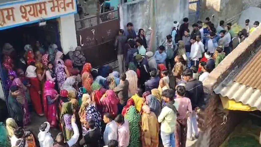 मथुरा में पसरा मातम... एक ही परिवार के पांच लोगों ने की सामूहिक आत्महत्या 