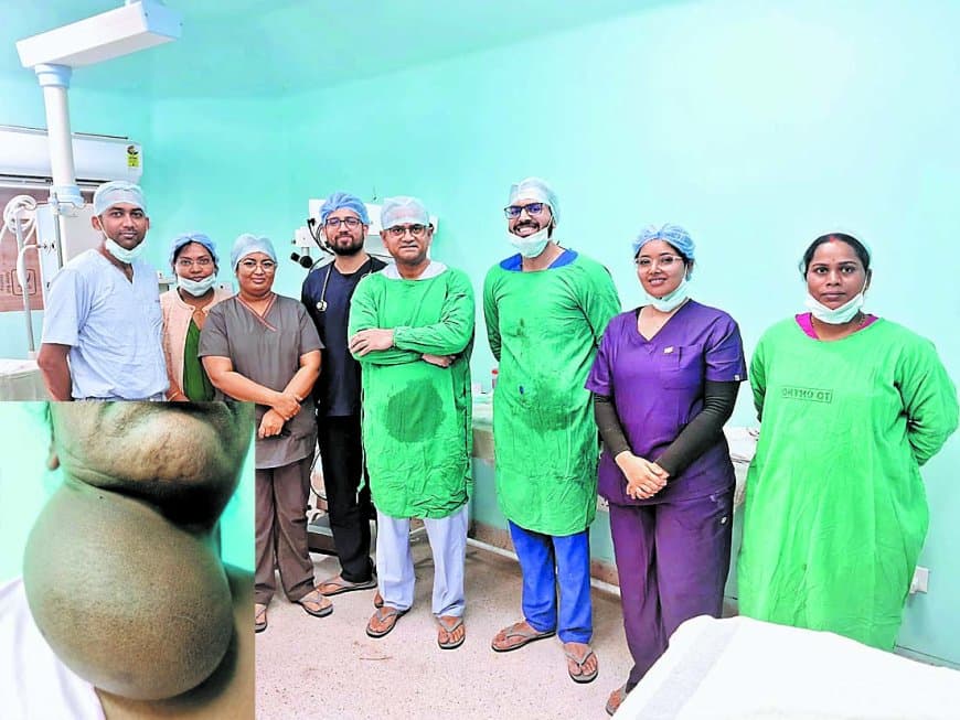 चुनौती पूर्ण रहे साढ़े तीन घंटे, निकाली फुटबॉल बराबर थायरॉइड गांठ