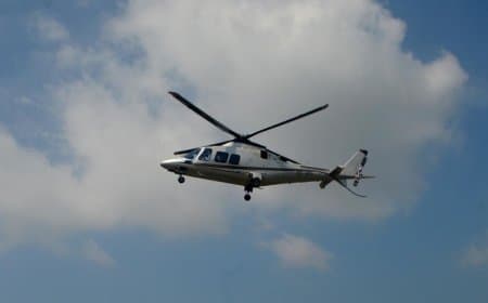 यूपी: बाल-बाल बचे डिप्टी सीएम... हेलीकॉप्टर से निकला धुआं, डिस्प्ले बंद 