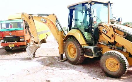 6 दिन बाद अवैध उत्खनन पर कार्रवाई, दिलीप बिल्डकॉन के खिलाफ वन अपराध दर्ज