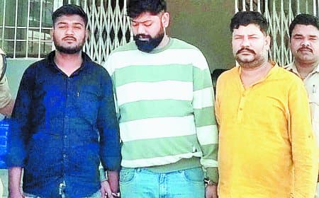 नपं उपाध्यक्ष के भाई ने आधी रात घर में घुसकर मांगा 1 लाख का गुंडा टैक्स