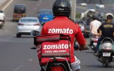 जोमैटो से खाना मंगवाना हुआ महंगा: प्लेटफॉर्म फीस में 19% की भारी बढ़ोतरी, अब हर ऑर्डर पर देने होंगे ज्यादा पैसे