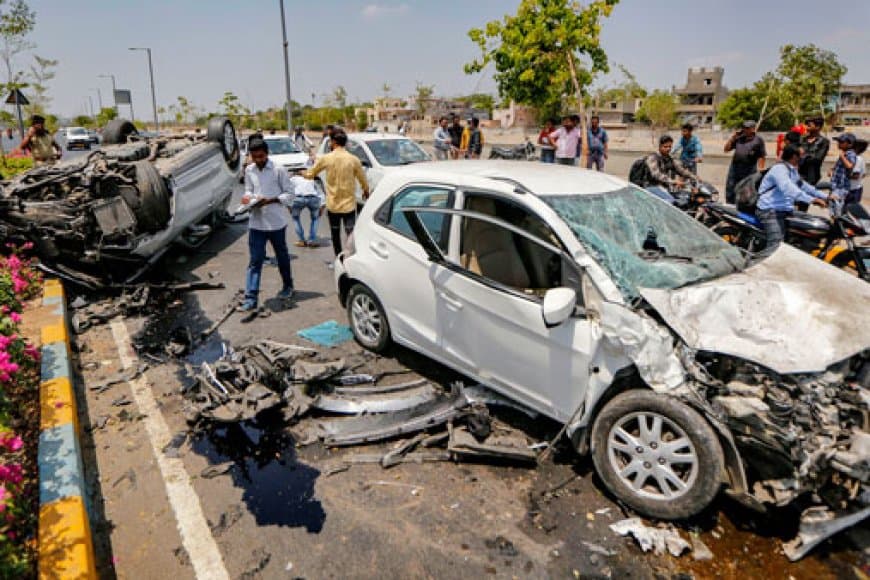 सरकार ने सदन में स्वीकारा- देश में 44 फीसदी वाहनों का नहीं बीमा