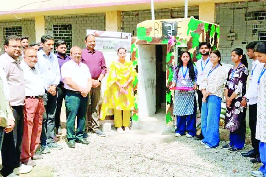 रीवा छात्रों ने बनाया मल्टीलेयर ब्रेव बंकर, ब्लास्ट से सैनिकों को देगा सुरक्षा