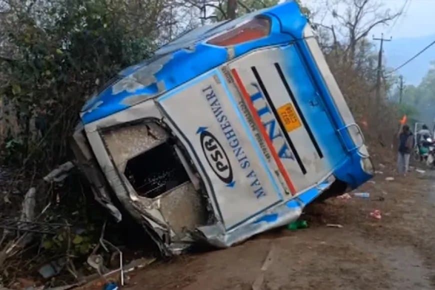 ओडिशा: राजमार्ग-57 पर तेज रफ्तार बस पलट, पांच लोगों की मौत
