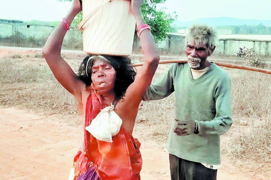 नल-जल योजना फेल, आदिवासी गांव मुहेर में दूषित पानी पीने को मजबूर ग्रामीण